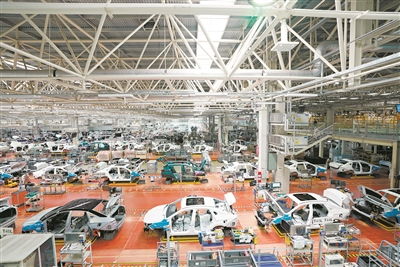 智能微電網(wǎng) 驅(qū)動汽車工廠邁向全年零碳排放的軟件定義優(yōu)化之路