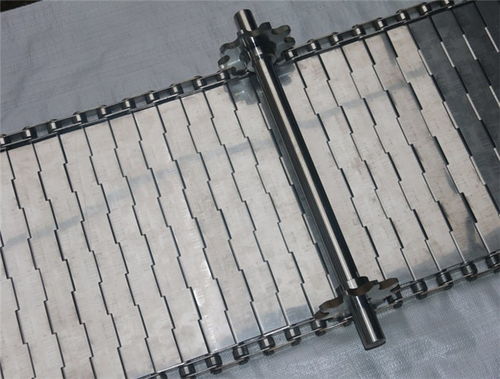 不銹鋼沖孔鏈板輸送機 圖 帶擋板物料爬坡輸送機 邯鄲輸送機